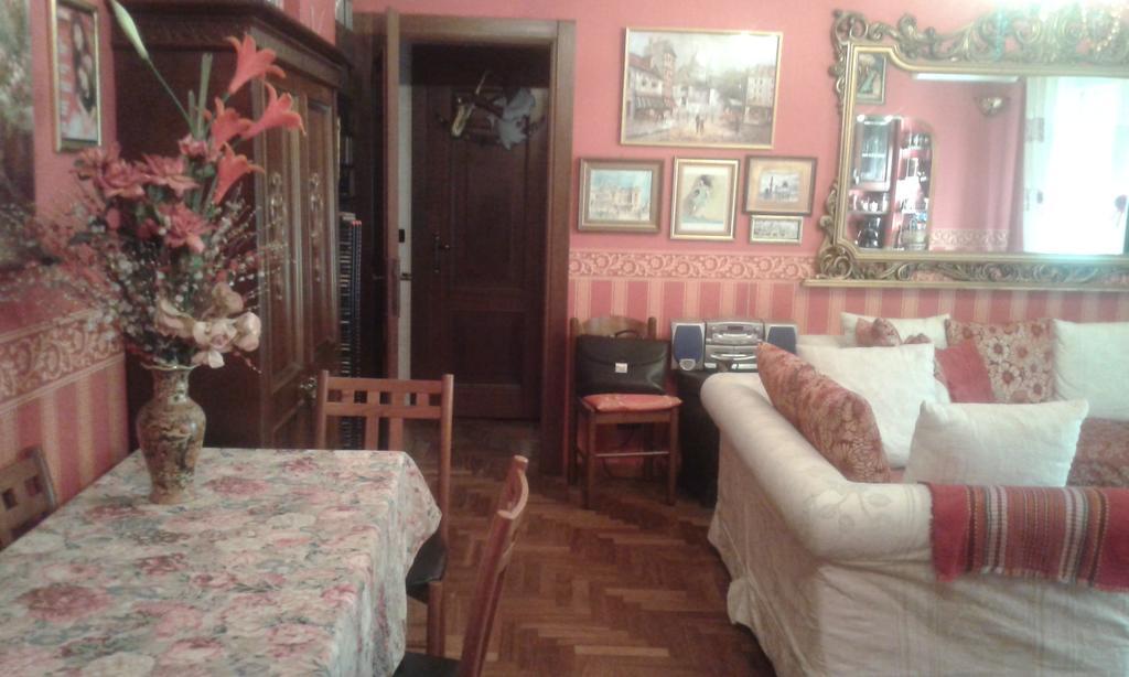Romantic & Artistic Apartment Milan Room photo